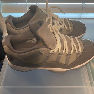 Jordan Cool Grey Low **Like New Size 11